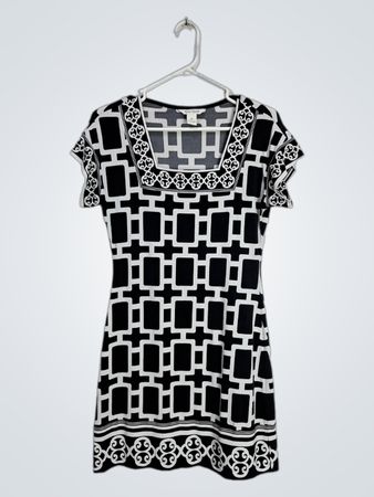 Black and White Geometric Pattern Dress