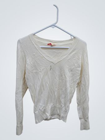 White Long-Sleeve V-Neck Sweater