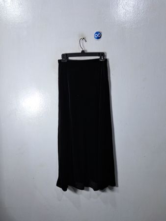 L'eggs Black Skirt
