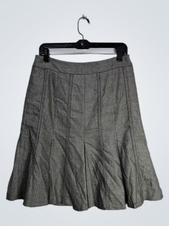 LOFT Gray Pleated Skirt