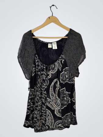 Black and White Paisley Top