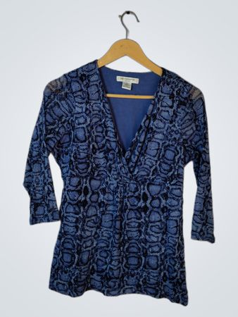 Liz Claiborne Blue Snakeskin Print Top