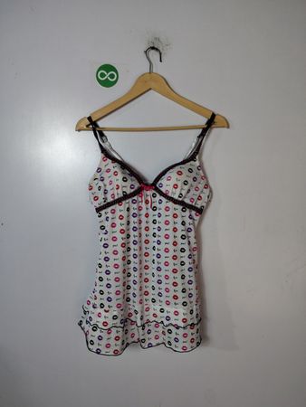 Women's Camisole with Lip Print Pattern