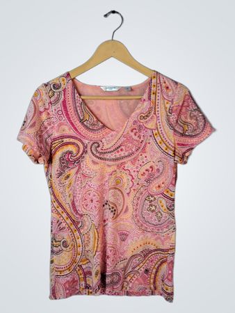 Liz Claiborne Paisley Print V-Neck T-Shirt