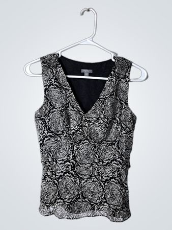 Ann Taylor Petites Floral Sleeveless Top