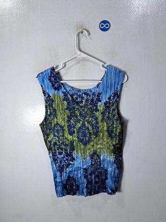 Blue and Green Floral Pleated Top