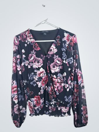 A Love Story Floral Print Long Sleeve Blouse