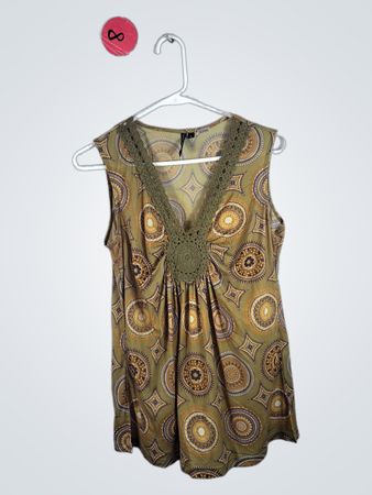 Chach Cha Large Sleeveless Top