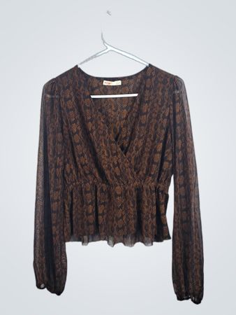 Intempo Brown Long-Sleeve Top