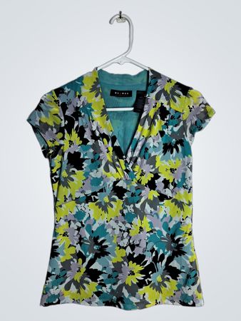 Axcess by Liz Claiborne Floral Print V-Neck Top