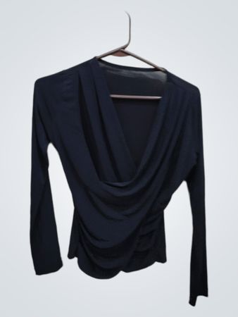 Black Long-Sleeve Top