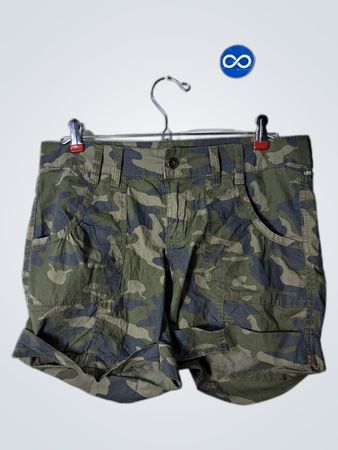 a.n.a. Camouflage Shorts