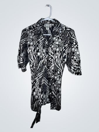 Le Grange Black and White Geometric Pattern Shirt
