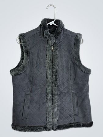 JACKLYN SMITH Quilted Faux Fur Trim Vest