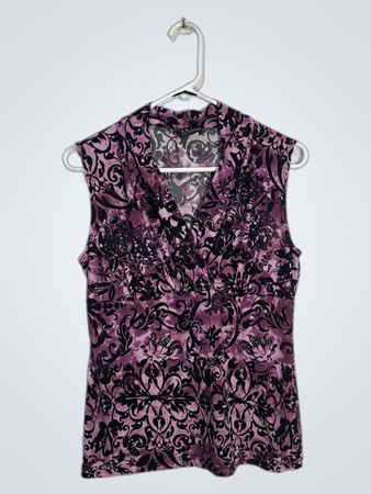 JKLA CALIFORNIA Sleeveless Purple Black Floral Print V-Neck Top