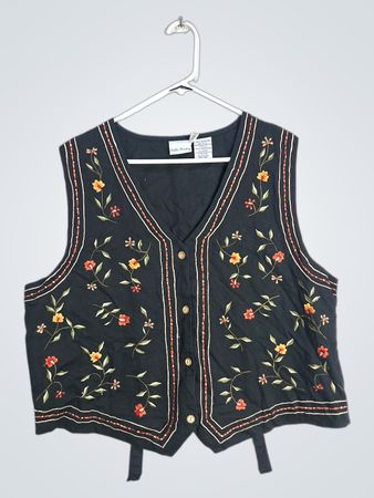 Bobbie Brooks Black Embroidered Floral Vest