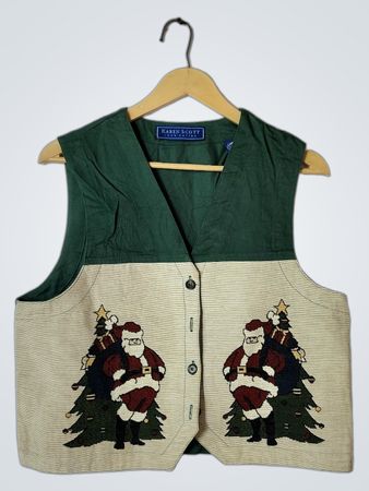 Karen Scott 100% Cotton Vest with Santa and Christmas Tree Print
