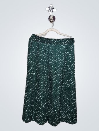 Green polka dot pleated skirt