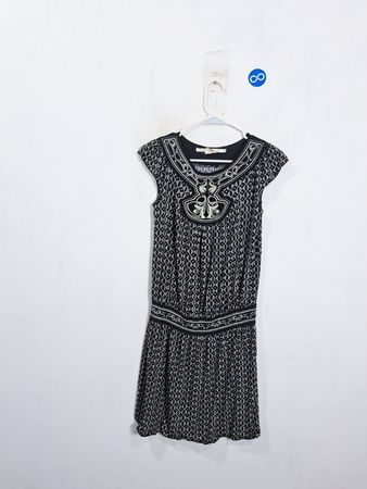 Max Studio Damen Schwarzes Geometric Print Kleid