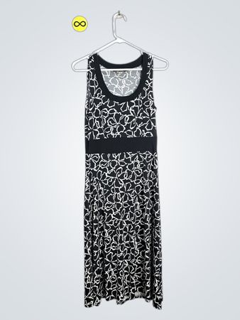 Robe midi sans manches KUPCAKE noire et blanche à fleurs