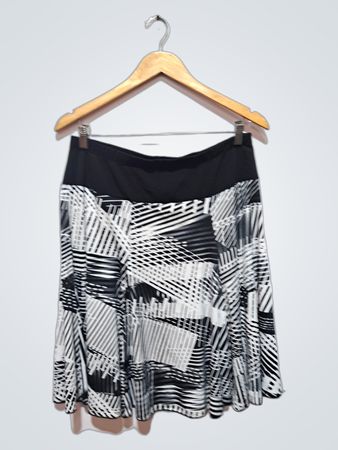 Dusah Designs Schwarz und Weiß Geometrischer Druck Rock