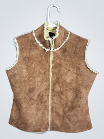 Cangion Accessories Inc. Women's Faux Suede Sherpa Lined Vest