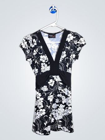 Digit@l Clothing Schwarzes und Weißes Blumenmuster V-Ausschnitt Top