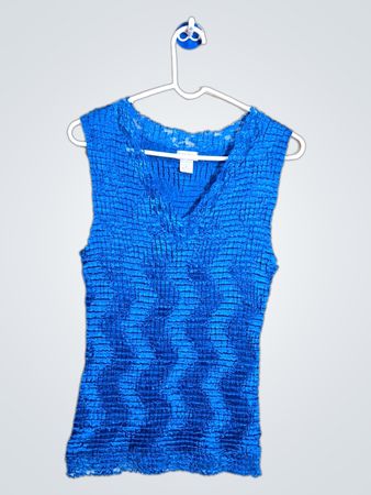 Top sans manches texturé bleu NICOLA