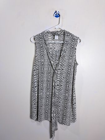 Attitude Unknown Sleeveless Leopard Print Tie Neck Blouse