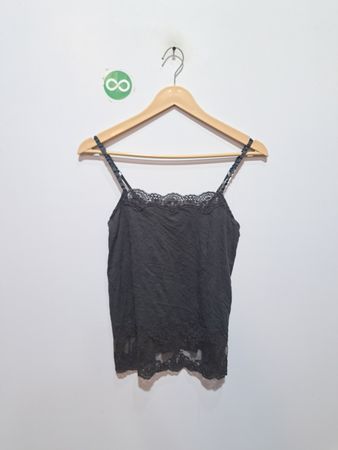 Camisole à dentelle noire