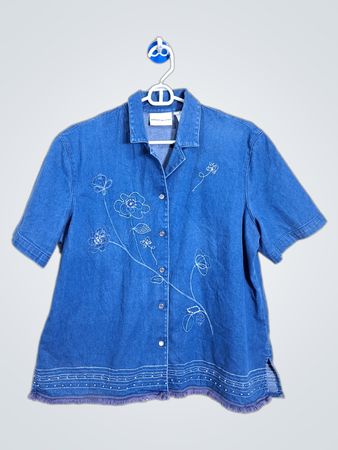 Chemise Boutonnée à Manches Courtes en Denim Bleu Brodée Floral Alfred Dunner