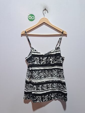 LE CHÂTEAU Camisole Top
