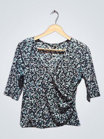 Damen-Wickelbluse mit Druck