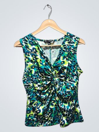 Sharagano Women's Petite Ärmelloses Twist-Front V-Ausschnitt Top