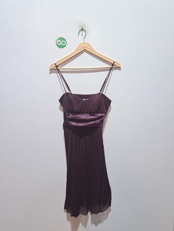 Schulterfreies Spaghettiträger-Kleid