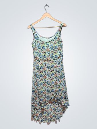 Charlotte Russe floral bedrucktes ärmelloses Kleid