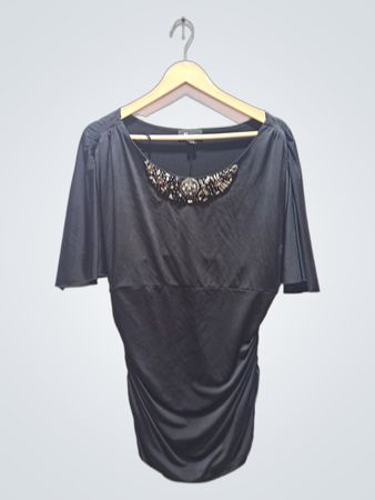 AB STUDIO Schwarzes verziertes gerafftes Top