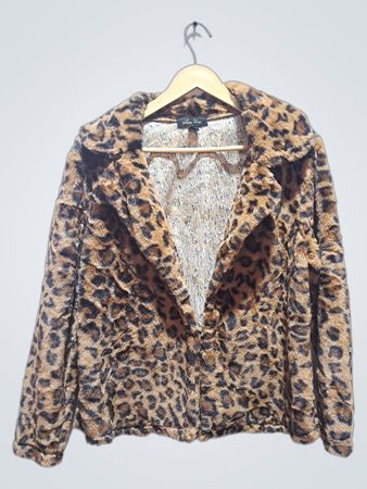 Veste en fausse fourrure imprimé léopard Melissa Paige