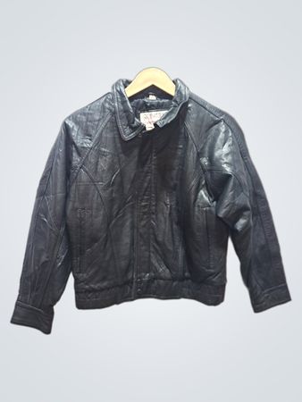 La veste en cuir The Boys Shop chez Bloomingdale's