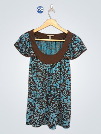 Apt 9 Petite braun-blaues Oberteil mit floralem Druck