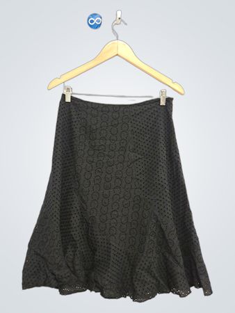 Apostrophe Black Eyelet Rock