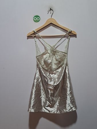 Kler Slipkleid mit Spitzenbesatz