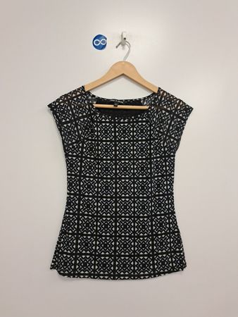 Cable & Gauge Women's Geometric Print Short Sleeve Top