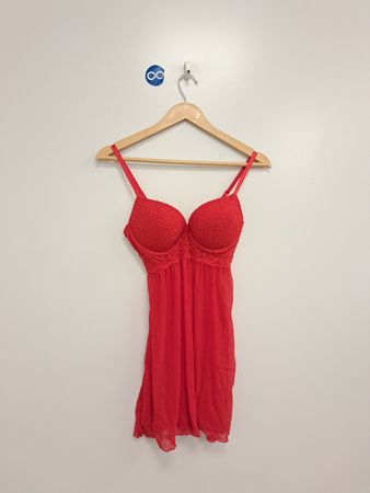 Rotes Spitzen-Babydoll