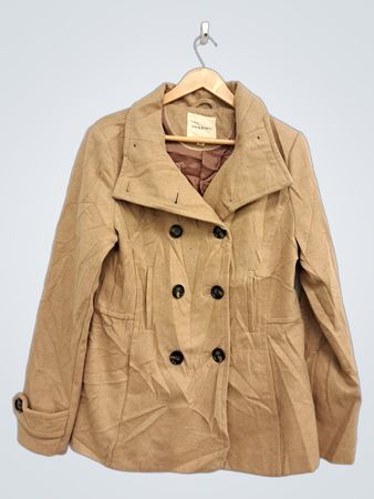 Thread & Supply Damen Mantel in Tan mit doppelter Knopfreihe