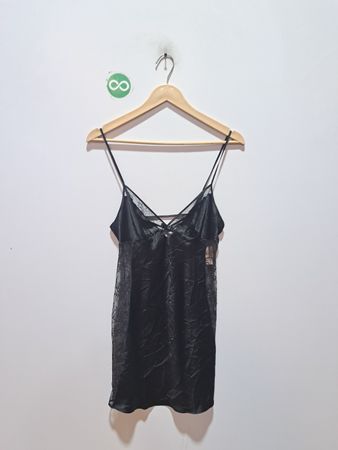 Victoria's Secret Schwarzer Slip mit Spitzenbesatz