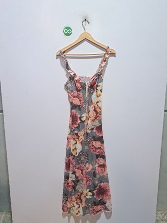 Maxikleid mit Blumenmuster und Reißverschlussdetail