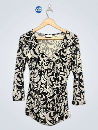 New York & Company Damenoberteil mit schwarz-weißem Muster und 3/4-Ärmeln