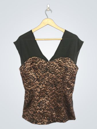 Worthington Schwarzspitze V-Ausschnitt Oberteil Größe 12