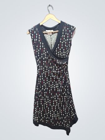 La Belle ärmelloses Wickelkleid